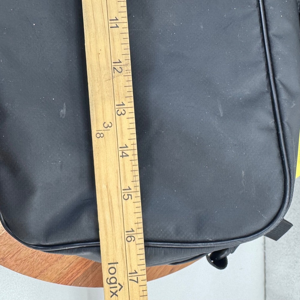 VTG‎ Nike Gym Bag Black Yellow Gray Duffel Travel School Sports Bag Retro Swoosh - Picture 7 of 14